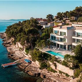 Luxury 6 Bedroom Brac Island Beach Front Villa With Heated Infinity Pool and lift near Sumartin sleeps 12